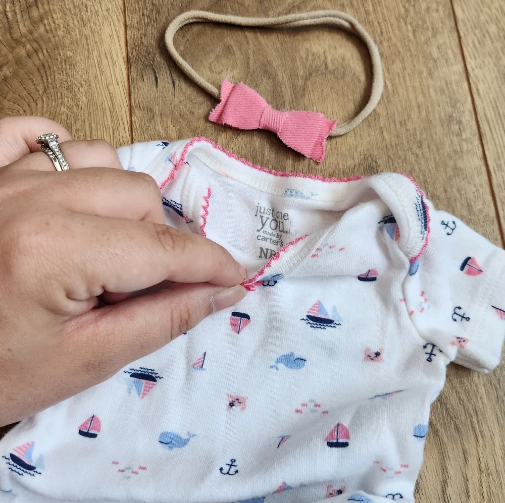 Newborn girls carter's pants and onesie set